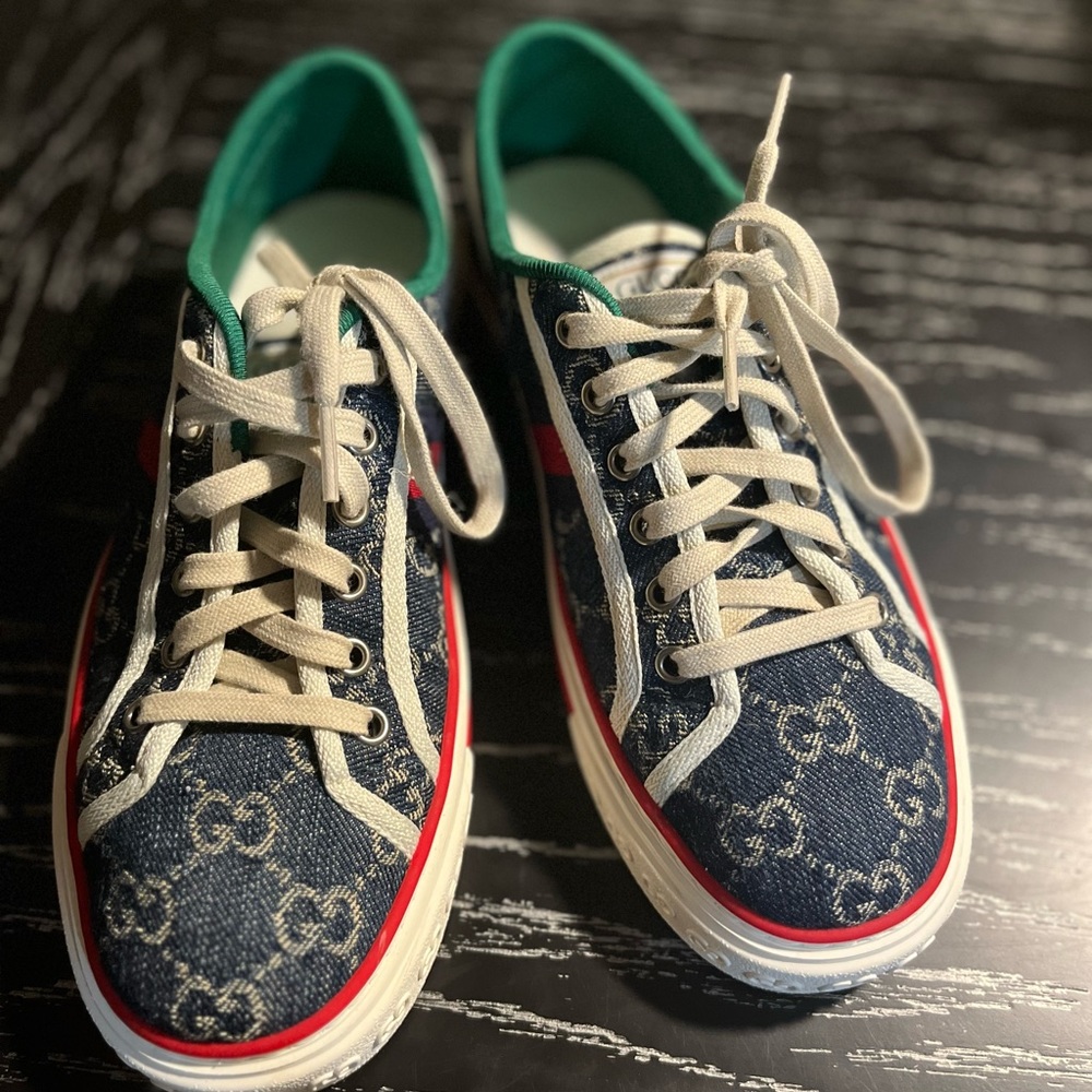 Gucci authentic 9.5 - Picture 6 of 6